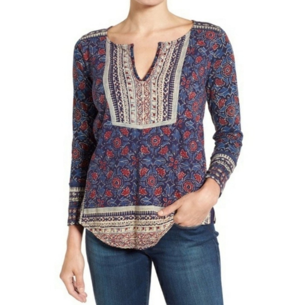 LUCKY BRAND floral print abstract border open neck Small side slits EUC casual